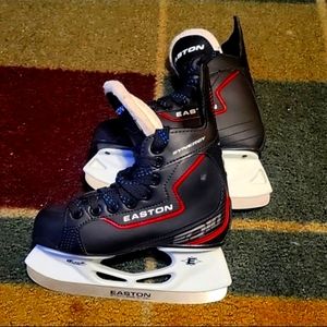 NWOT Easton Junior Size 1 Hockey Skates